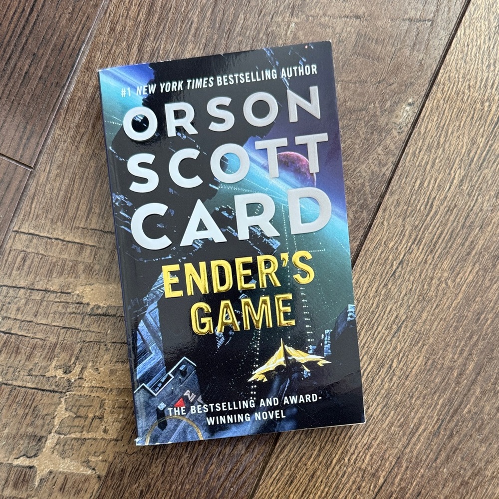 Ender's Game by Orson Scott Card - Black and Yellow Cover